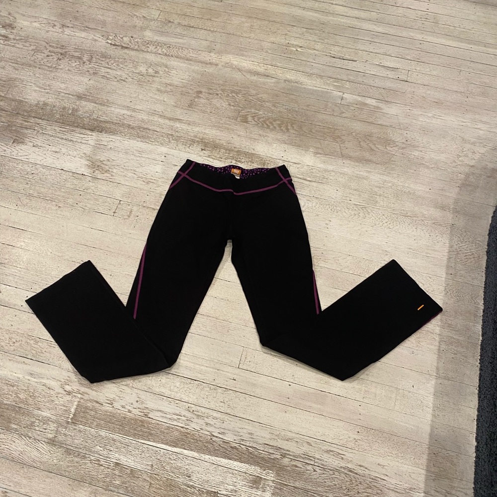 COPY - Lucy black yoga pants with gorgeous lavender stripes size small - Picture 7 of 12
